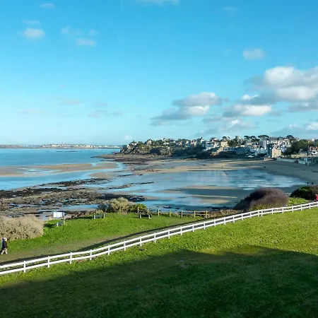 Confidence 2 By Interhome Apartman Dinard